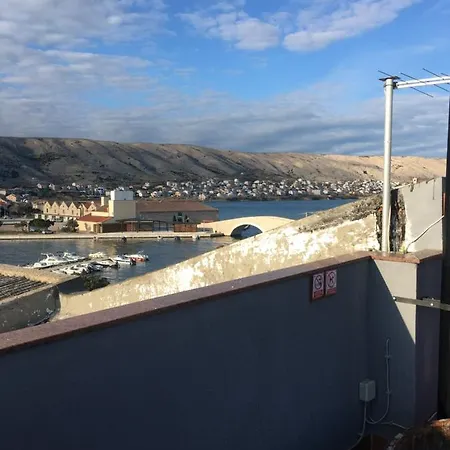 4rest Apartmán Pag Town